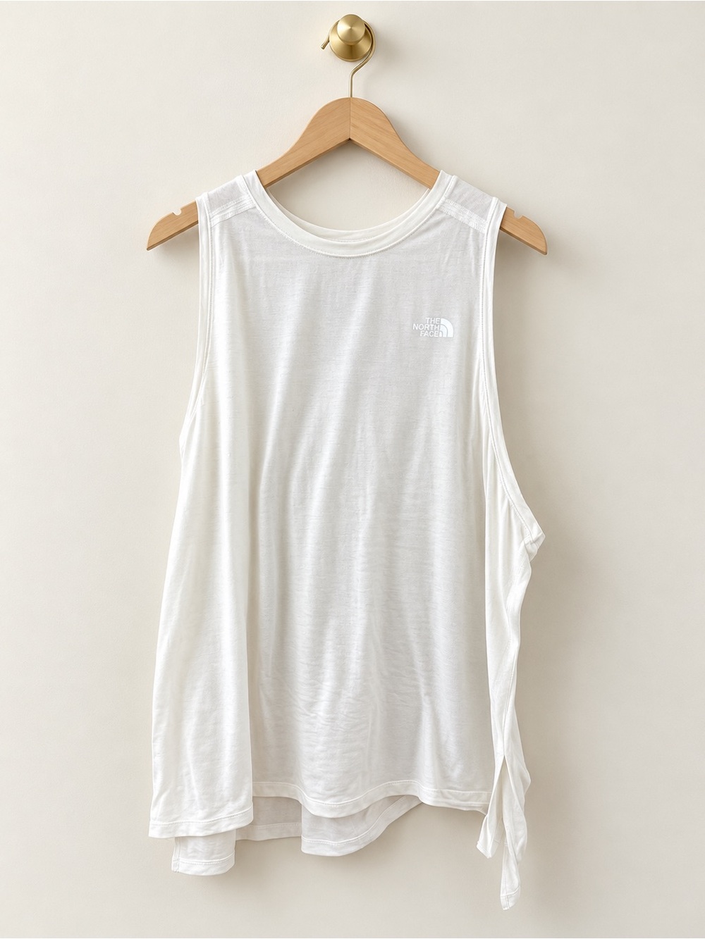The North Face Women’s 2X White Open Back Workout Tank Top